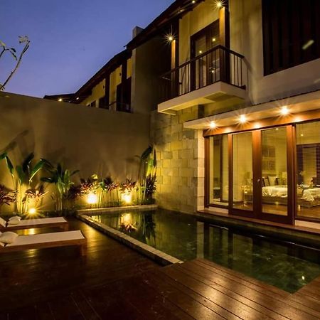 Tolgay Living Villas Seminyak Esterno foto